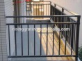 /album/galeria-de-imagenes/steel-round-square-pipe-handrail-for-balcony-jpg/